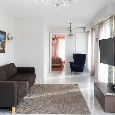 Apartment With Sea View And Large Terrace Nice